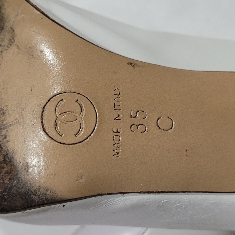 Chanel heel shoes  sz 35c - Picture 10 of 15